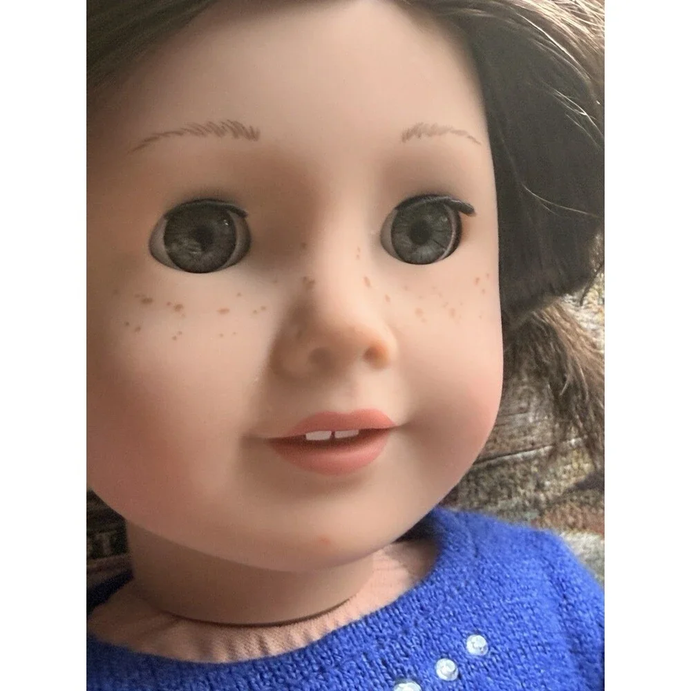 American Girl Truly Me Doll Brunette Green Eyes Freckles 18” Blue Dress AS IS